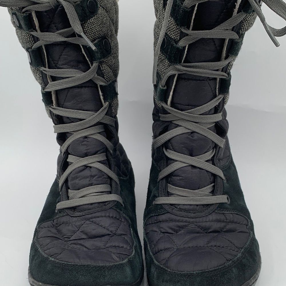 Columbia Women's Black and Gray Winter Boots - Picture 4 of 14